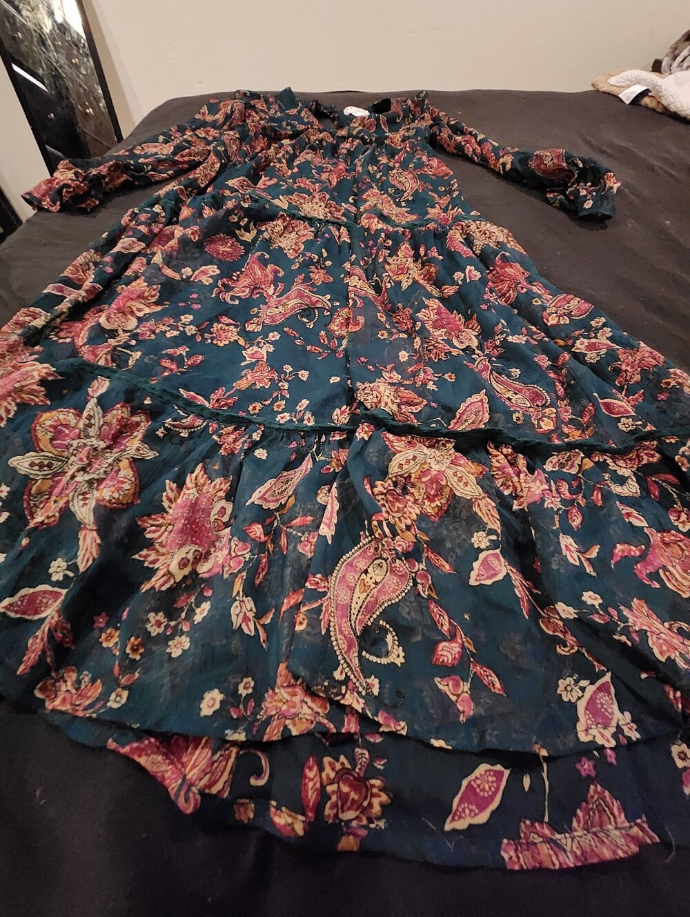 Band of the Free "Run the World Pine Paisley Empire Waist Midi Dress" Small Nwot